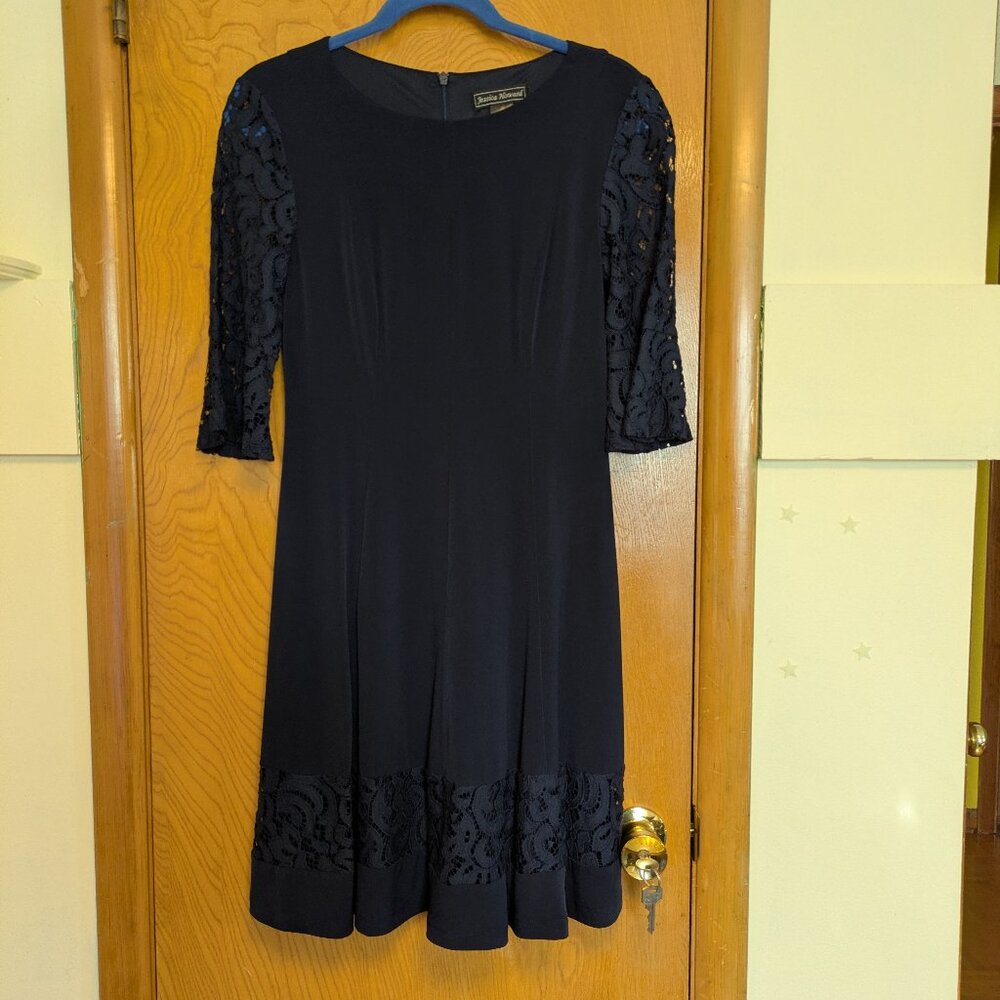 Lace bell sleeved dress